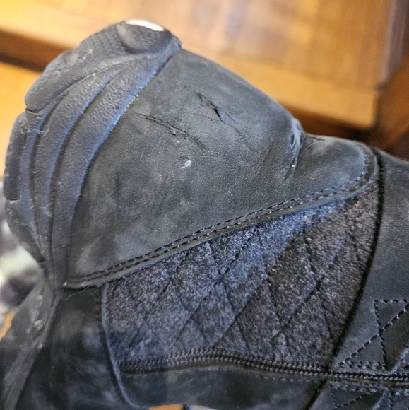 Oboz thinsulate wool and suede boots - Picture 8 of 16